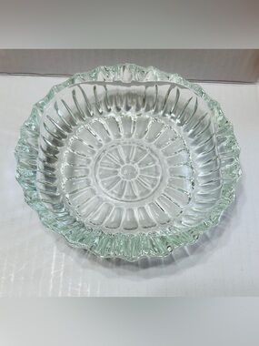 Vintage ashtray, clear glass, Pasari Indonesia. Flower pattern.